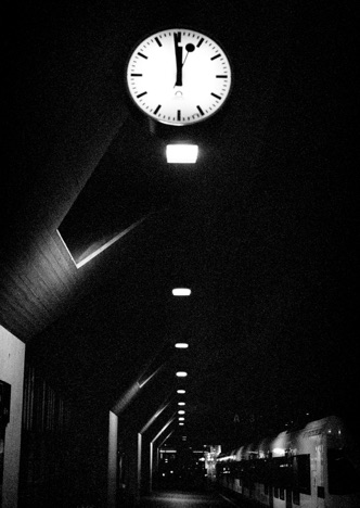 A0028 - Bahnhofsuhr